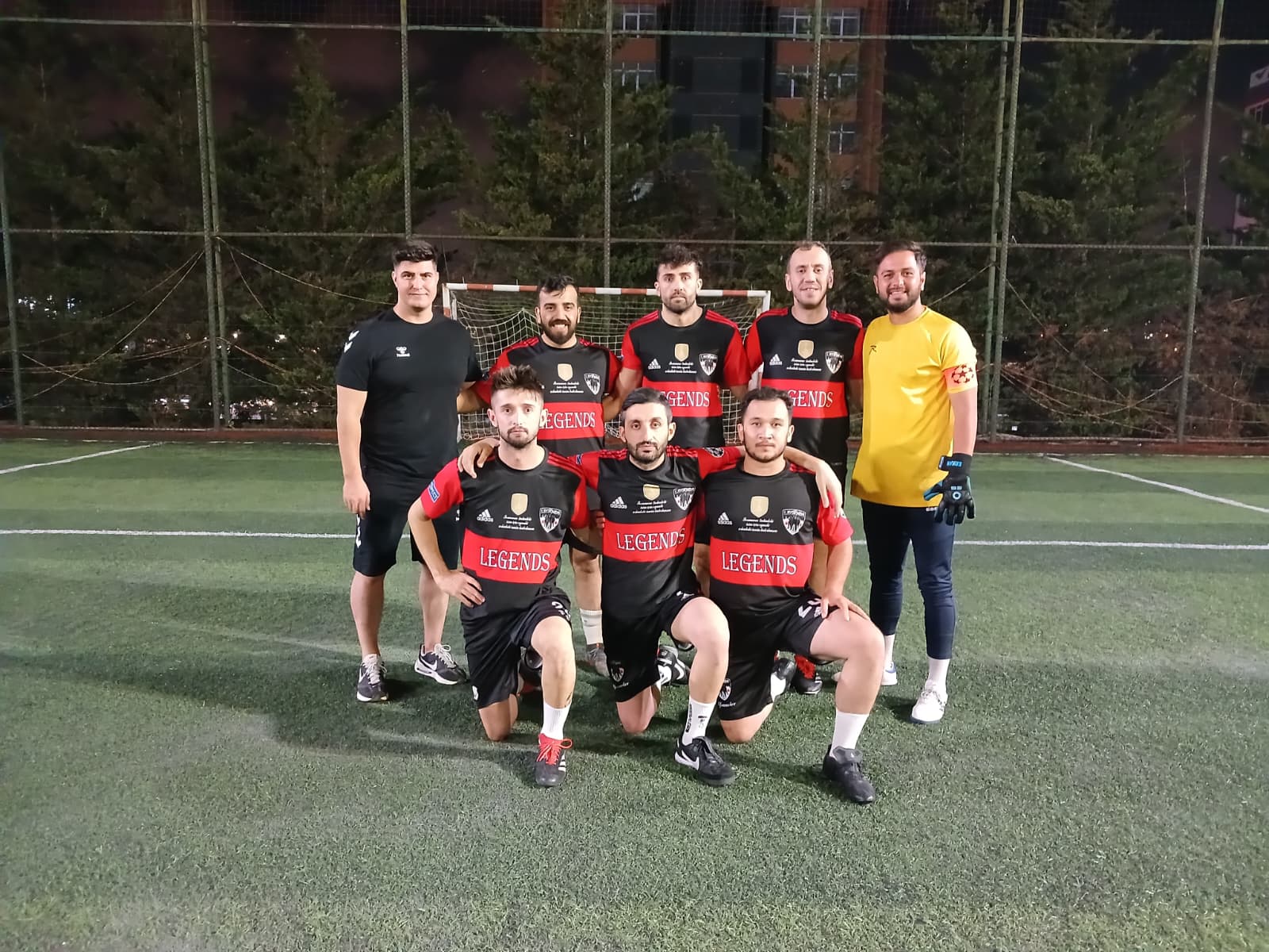 THE LEGENDS - ESENTEPE FC